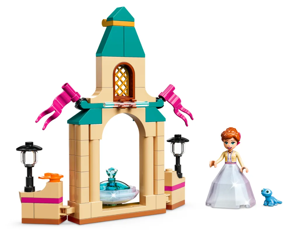 LEGO 43198: Disney: Frozen: Anna's Castle Courtyard