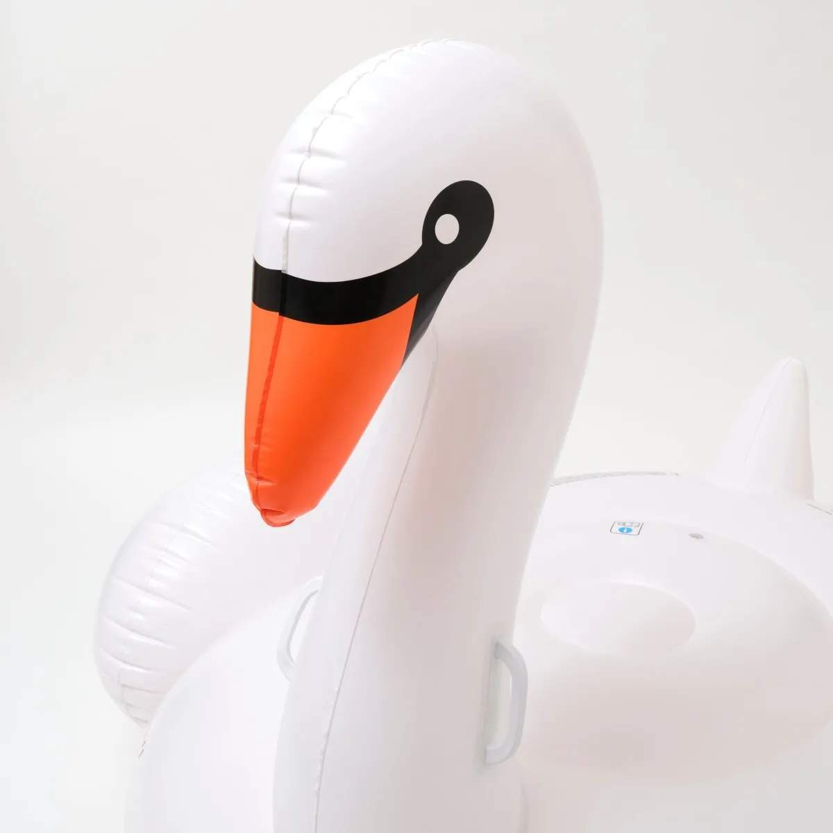 SUNNYLiFE White Color Inflatable Luxe Ride-On Float Swan
